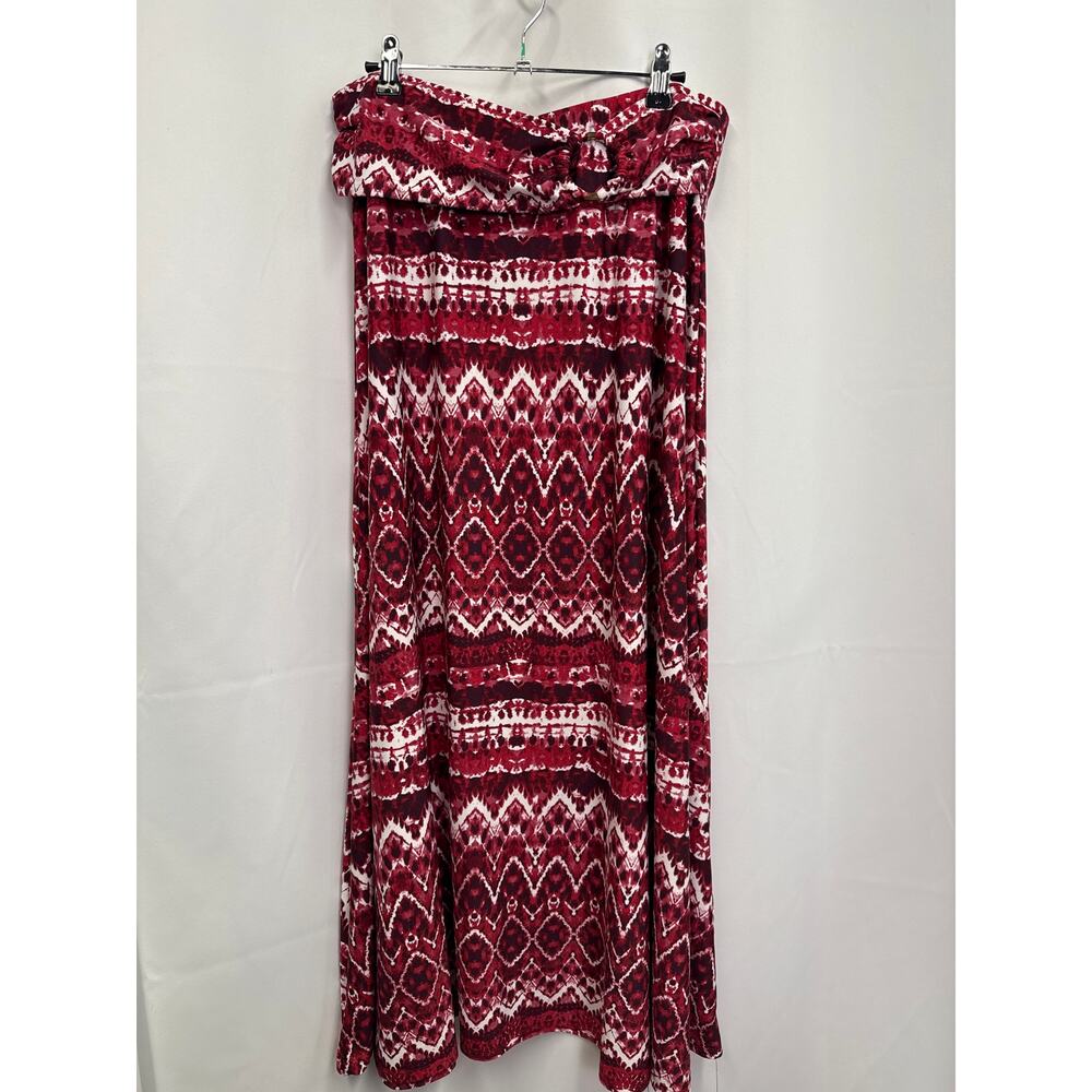 Robert Louis Maxi skirt size XL
Waist-17
Length-40